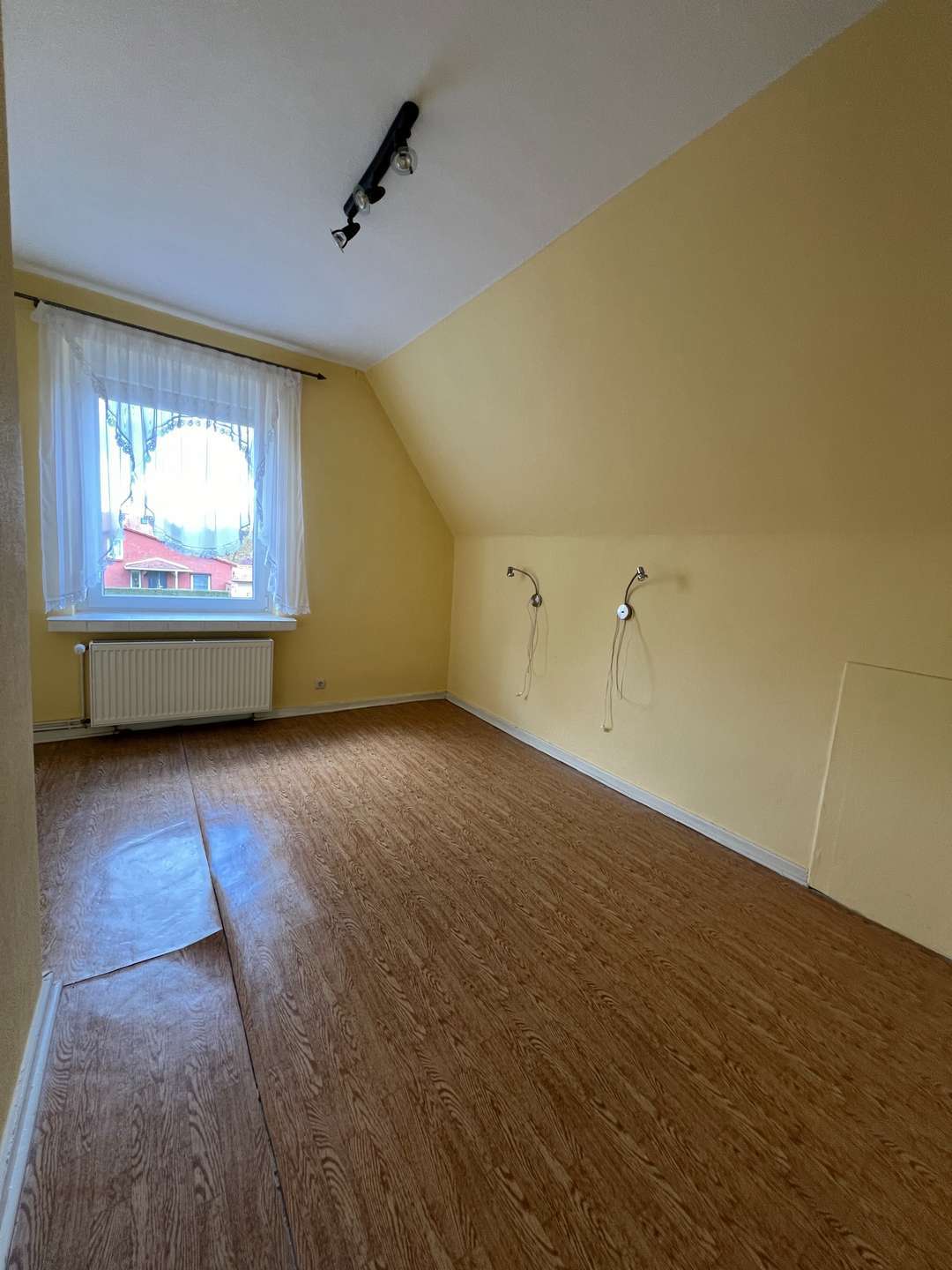 Immobilie in Lübtheen - Einziehen und Wohlfühlen! Wohnen auf großem Grundstück in zentraler Lage - Bild 6