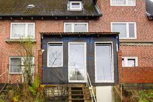 Teilsaniertes Reihenmittelhaus in gefragter Lage – Salzburger Straße 144, 24147 Elmschenhagen, Kiel – Vorschaubild 2