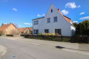 Einfamilienhaus mit 2 Wohneinheiten, Garten und 2 Carportstellplätzen in Natendorf – Die vollständige Adresse der Immobilie erhältst du vom Anbieter., 29587 Natendorf – Vorschaubild 1