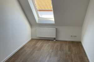 Freundliches und modernisiertes 4-Raum-Reihenhaus mit EBK in Cremlingen – Wolfenbüttel (Kreis) – Vorschaubild 9