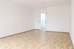 WRS Immobilien - käuferprovisionsfrei - Offenbach - 3 Zimmer ETW in zentraler Lage + am Main – 63065 Mathildenschule, Offenbach am Main – Vorschaubild 2