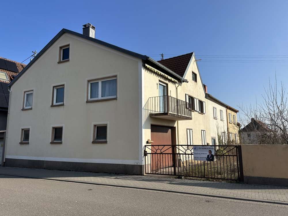 ++BAUTRÄGEROBJEKT++ Erschlossenes Baugrundstück mit sanierungsbedürftigem Altbestand in Bestlage, Neustadt an der Weinstraße – Bild 1