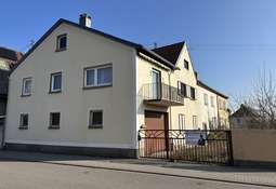 Straßenansicht