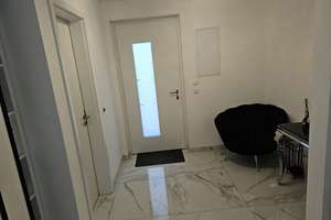 **Fußläufig zum See- Exclusive 6 Zimmer  Doppelhaushälfte mit whirlpool** – Die vollständige Adresse der Immobilie erhältst du vom Anbieter., 89231 Neu-Ulm – Vorschaubild 14