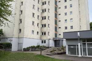 Wohnen mit Weitblick - 3 Zimmer-Wohnung mit sonnigem Balkon in Esslingen-Berkheim