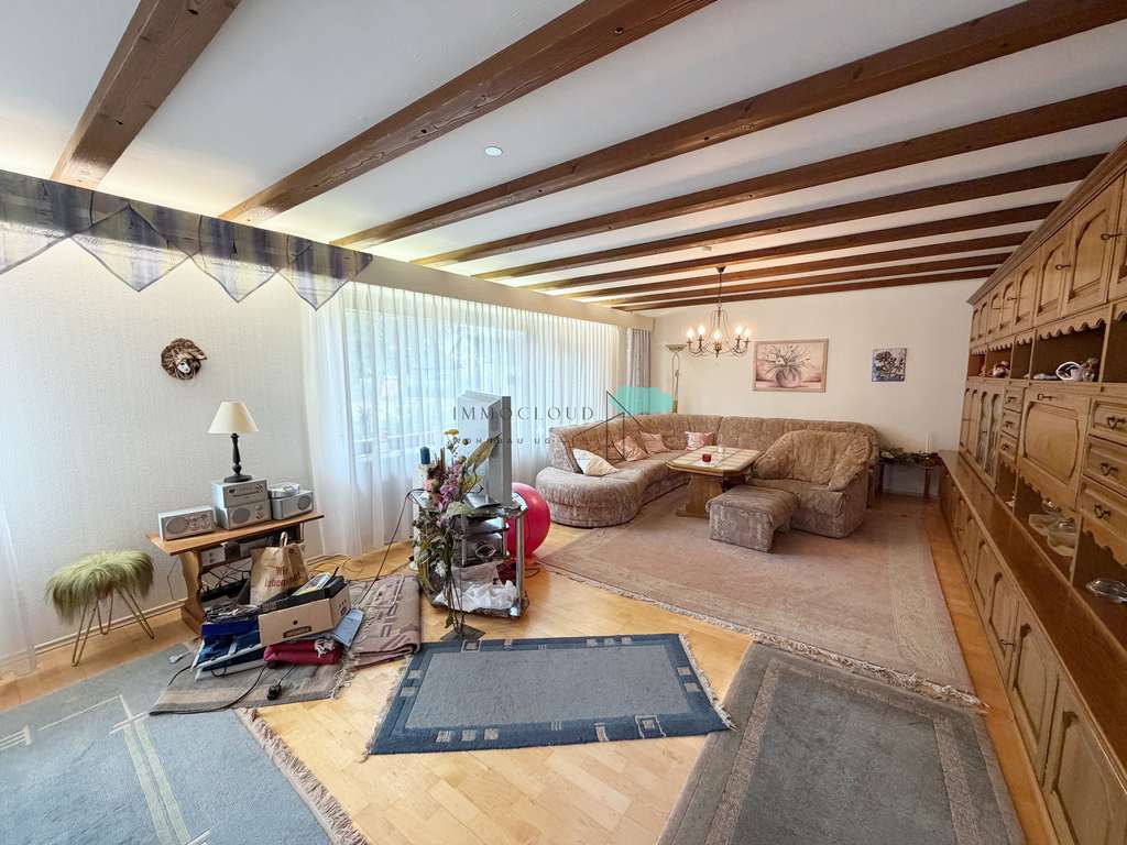 Immobilie in Ötigheim - Sympathisches Zweifamilienhaus - Diamant in Ötigheim wartet auf neuen Schliff - Bild 3