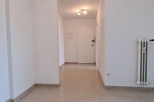 Gepflegte 3-Zimmer-Wohnung mit Balkon und EBK in München – Hauzenberger Straße 14, 80687 Friedenheim, München – Vorschaubild 8