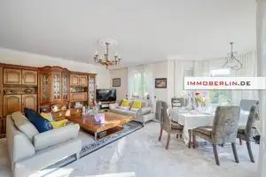 IMMOBERLIN.DE - Exquisites Einfamilienhaus mit Südwestterrassen, Garagen & Pool in angenehmer Lage – Oberhavel (Kreis) – Vorschaubild 4