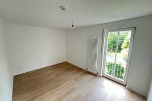 Freie großzügige 2-Zimmer Wohnung Moosach Olympia Pressestadt ohne Käuferprovision – Werner-Friedmann-Bogen 5, 80993 München – Vorschaubild 4