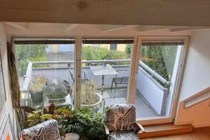 Schöne 2-Zimmer-Maisonette-/Galeriewohnung mit Balkon in Düsseldorf-Kaiserswerth zu vermieten – Die vollständige Adresse der Immobilie erhältst du vom Anbieter., 40489 Kaiserswerth, Düsseldorf – Vorschaubild 2