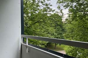 Charmante 3-Raum-Wohnung mit sonnigem Balkon im Grünen! – Von-Ossietzky-Ring 39, 45279 Horst, Essen – Vorschaubild 2