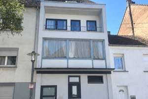 Charmantes Zweifamilienhaus mit Garten und großzügigen Wohnbereichen – Die vollständige Adresse der Immobilie erhältst du vom Anbieter., 66763 Dillingen/Saar – Vorschaubild 1