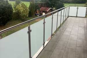 Traumhafte 4-Zimmer Wohnung mit Balkon & Blick ins Feld