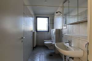 Lichtdurchflutete Penthousewohnung mit drei Balkonen – 30657 Bothfeld, Hannover – Vorschaubild 9