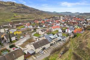 IMMORath.de - Mehrfamilienhaus mit Ausblick in ruhiger Lage – Die vollständige Adresse der Immobilie erhältst du vom Anbieter., 79235 Vogtsburg im Kaiserstuhl – Vorschaubild 3