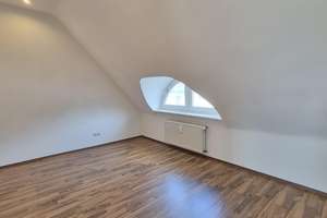Familiendomizil o. Kapitalanlage mit Loft Charakter + Dachterrasse in zentraler Lage von Krefeld – Die vollständige Adresse der Immobilie erhältst du vom Anbieter., 47798 Stadtmitte, Krefeld – Vorschaubild 33