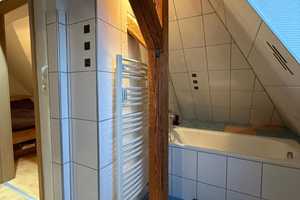 Lichtdurchflutete 2-Zimmer-DG-Wohnung mit EBK in Stuttgart - Feuerbach nur für 1 Person !!! – Dieterlestr. 0000000, 70469 Stuttgart – Vorschaubild 17