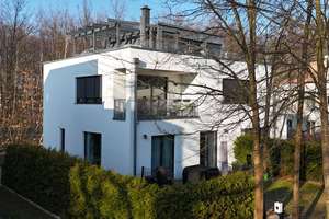 Zeitlose Architektur in der Nauener Vorstadt – modernes Dreifamilienhaus nahe Jungfernsee – Die vollständige Adresse der Immobilie erhältst du vom Anbieter., 14469 Nauener Vorstadt, Potsdam – Vorschaubild 2