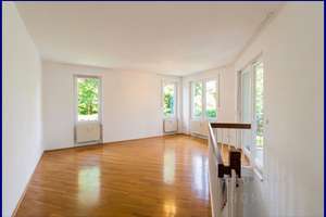 Geräumige 5-Zimmer Erdgeschoss-Wohnung mit barrierearmem Zugang & exklusivem Garten m. Direktzugang