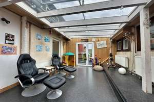 Stilvolles Mehrfamilienhaus mit Vermietungspotenzial – Die vollständige Adresse der Immobilie erhältst du vom Anbieter., 78056 Schwenningen, Villingen-Schwenningen – Vorschaubild 4