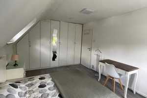 Vollständig renoviertes Haus mit zwei Zimmern und EBK in Düsseldorf – Auf der Reide 85, 40468 Düsseldorf – Vorschaubild 6
