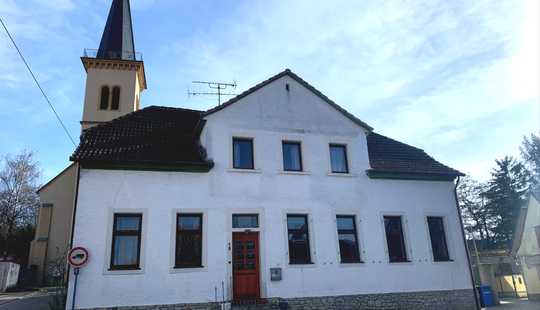 Bild von Ehemaliges Schulgebäude voller Geschichte und Charme - das perfekte Zuhause für Großfamilien