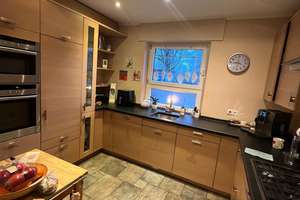 Elegantes freistehendes Eckbungalow mit 5 Zimmern und Garage in Duisburg-Alt-Homberg – Im Grünen Winkel 22, 47198 Alt-Homberg, Duisburg – Vorschaubild 4