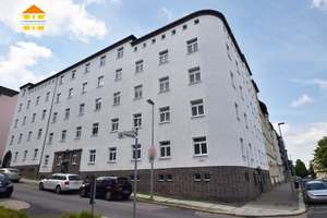 *Dachgeschosswohnung mit Balkon & Außenstellplatz: IHR Investment im Lutherviertel* – Jahnstraße 64, 17039 Lutherviertel, Chemnitz – Vorschaubild 1