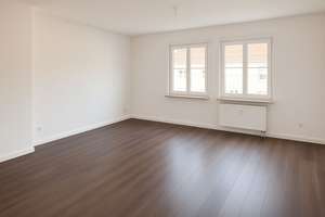 Helle  2-Zimmer-Wohnung mit Balkon in Nürnberg – Tafelfeldstraße 31, 90443 Steinbühl, Nürnberg – Vorschaubild 1