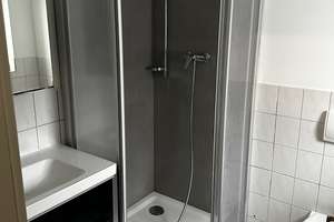 Property thumbnail 9