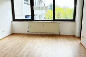 Helle 2-Zimmer-Wohnung am Wöhrder See mit Balkon und Aufzug