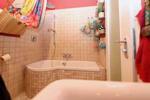 PRAKTISCHES HOCHPARTERRE - RUHIG IM HINTERHAUS MIT BALKON - FUSSLÄUFIG ZUM PARK AM GLEISDREIECK – Yorckstr. 61 dd, 10965 Kreuzberg, Berlin – Vorschaubild 5