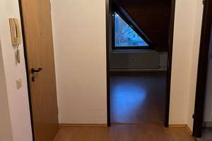 NUR MIT WBS FÜR 2 PERSONEN - gemütliche Dachgeschosswohnung mit Balkon – Mittelpilghauser Weg 14a, 42657 Burg/Höhscheid, Solingen – Vorschaubild 4