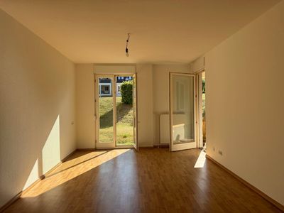 Frisch saniert, modern und mit Balkon – Ihr neues 2-Zimmer-Zuhause