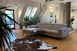 Großzügige Wohnung im Römerkastell - sonnige Dachterrasse,  Parkett, Tageslichtbad, Stellplätze