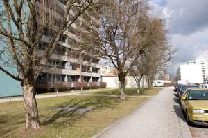 Komplett modernisierte 1-Zi.-Wohnung mit Balkon * 31 m² – Feuchtwanger Str 3, 80937 Am Hart, München – Vorschaubild 8