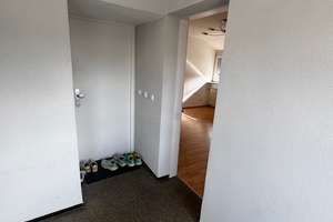 Gepflegte 1 Zi .-Wohnung im DG mit Küchenzeile und Kellerraum in 70469 Stgt.-Feuerbach, WM: 455€ – Feuerbacher Talstr. 59, 70469 Feuerbacher Tal, Stuttgart – Vorschaubild 11