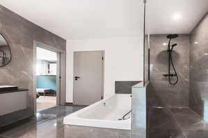 Neubau Doppelhaushälfte mit Stil und Nachhaltigkeit – Emden – Vorschaubild 6