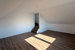 KERNSANIERT - 3 Zi ETW mit Balkon in Wuppertal-Ronsdorf – Linde 16, 42287 Ronsdorf, Wuppertal – Vorschaubild 2