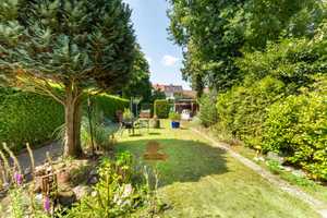Reihenmittelhaus mit Ausbaureserve, Terrasse & großem Westgarten in Zerzabelshof, Nürnberg – Nürnberg – Vorschaubild 9