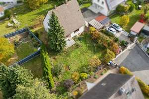 Traumlage in Nürnberg-Großgründlach - herrliches Sackgassengrundstück mit geräumigen Einfamilienhaus – Die vollständige Adresse der Immobilie erhältst du vom Anbieter., 90427 Großgründlach, Nürnberg – Vorschaubild 1