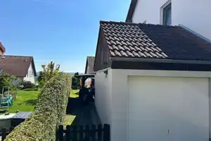 SCHÖNE DOPPELHAUSHÄLFTE IN GEWACHSENER SIEDLUNG – Zwickau (Kreis) – Vorschaubild 3
