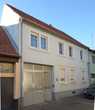 Zweifamilienhaus mit großen Wohnungen und