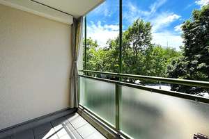 Top ausgestattete Wohnung mit Loggia, TG-Stellplatz – Lüderitzstraße 2, 81929 Englschalking, München – Vorschaubild 4