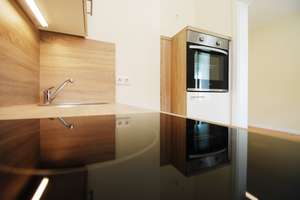 Schöne 2-Raumwohnung * Badezimmer* Küche mit EBK * TOP* – Wöhlerstraße 6, 1139 Mickten, Dresden – Vorschaubild 2