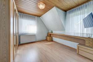 Sanierungsbedürftiges Einfamilienhaus in  Top-Lage von Schmachtendorf – Die vollständige Adresse der Immobilie erhältst du vom Anbieter., 46147 Holten, Oberhausen – Vorschaubild 26