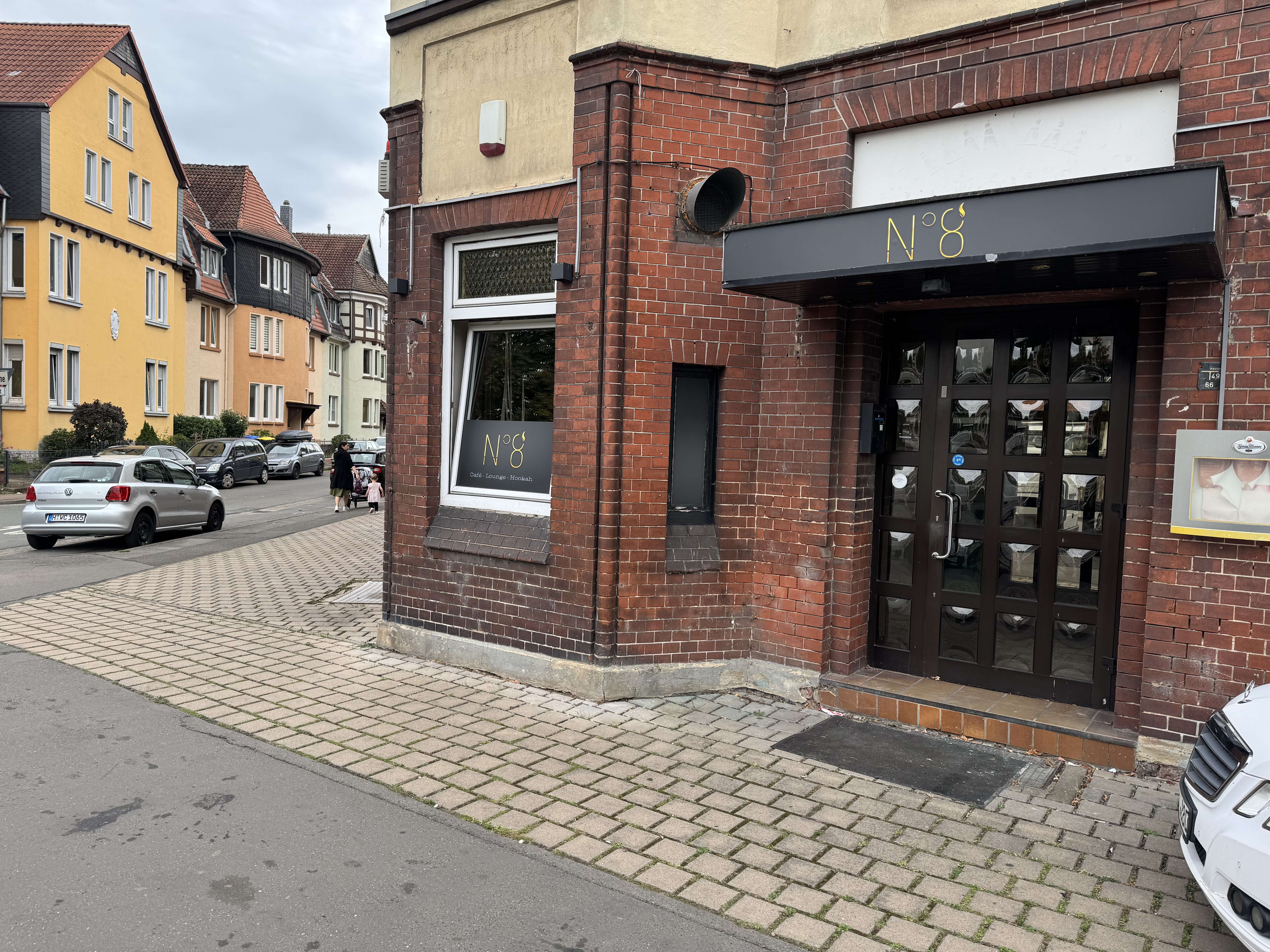 Aktuell eine Gaststätte, kann in zwei 3Zimmer Wohnungen umgebaut werden. Bauvorantrag wurde gestelt, Hannover Kreis – Bild 3