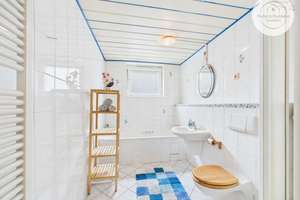 Charmantes Altbau Reihenendhaus mit flexibler Nutzung als Ein- oder Mehrparteienhaus – Die vollständige Adresse der Immobilie erhältst du vom Anbieter., 28201 Buntentor, Bremen – Vorschaubild 22