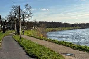 Viel Platz in 4-Zimmer-Wohnung in Düsseldorf Benrath mit Rheinblick – Benrather Schloßallee 12, 40597 Benrath, Düsseldorf – Vorschaubild 37
