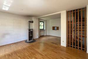 Charmantes Reihenendhaus in ruhiger Lage am Sallerner Berg – Die vollständige Adresse der Immobilie erhältst du vom Anbieter., 93057 Sallern-Gallingkofen, Regensburg – Vorschaubild 4
